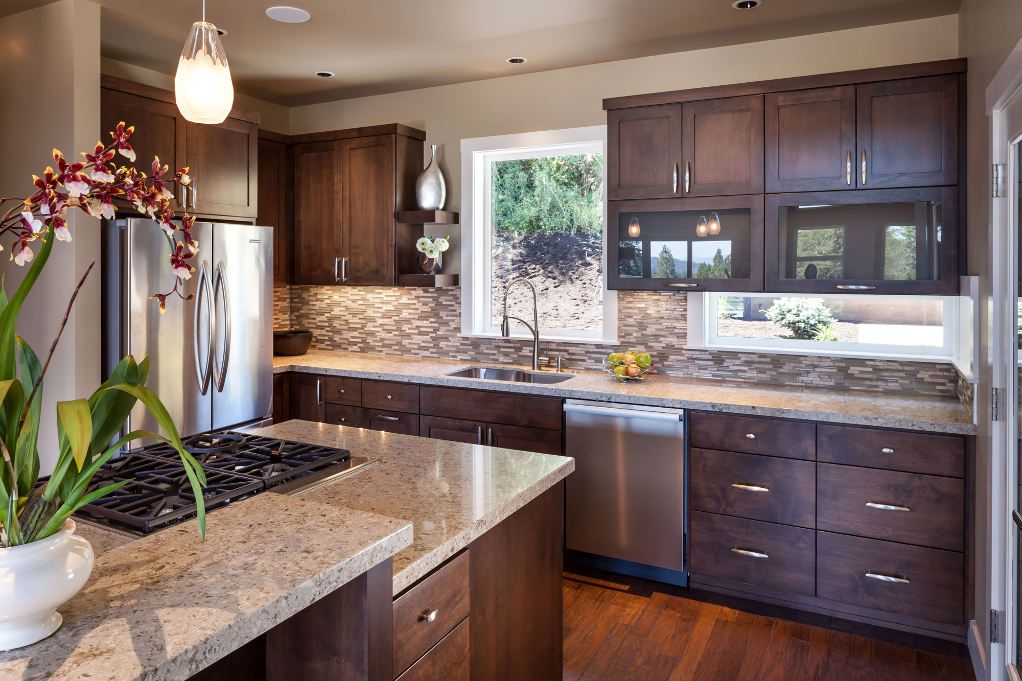 A Luxurious Contemporary House with Rich and Elegant Interior in Central Oregon by Jordan Iverson Signature Homes (20)