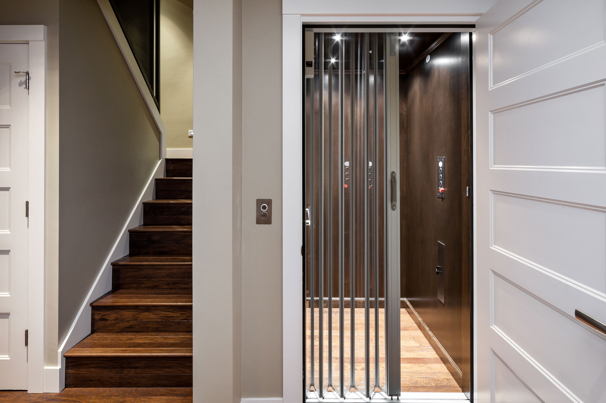 A Luxurious Contemporary House with Rich and Elegant Interior in Central Oregon by Jordan Iverson Signature Homes (27)