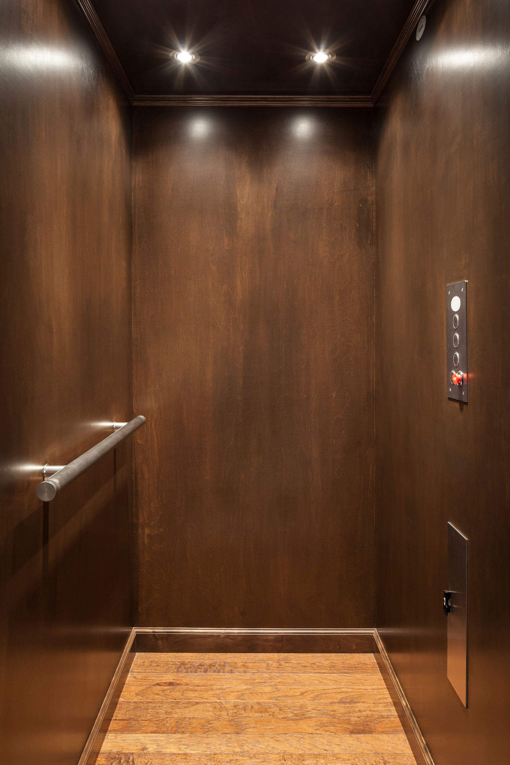A Luxurious Contemporary House with Rich and Elegant Interior in Central Oregon by Jordan Iverson Signature Homes (33)