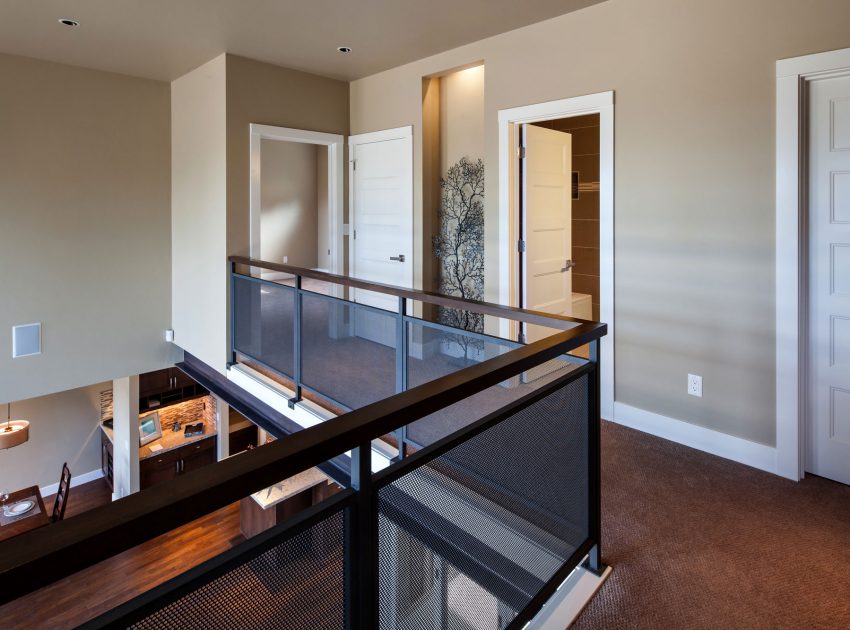 A Luxurious Contemporary House with Rich and Elegant Interior in Central Oregon by Jordan Iverson Signature Homes (35)