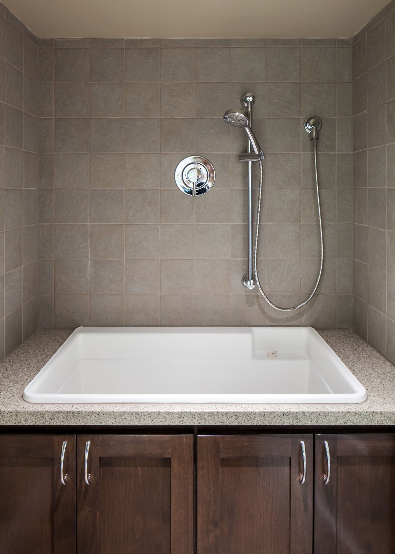A Luxurious Contemporary House with Rich and Elegant Interior in Central Oregon by Jordan Iverson Signature Homes (40)