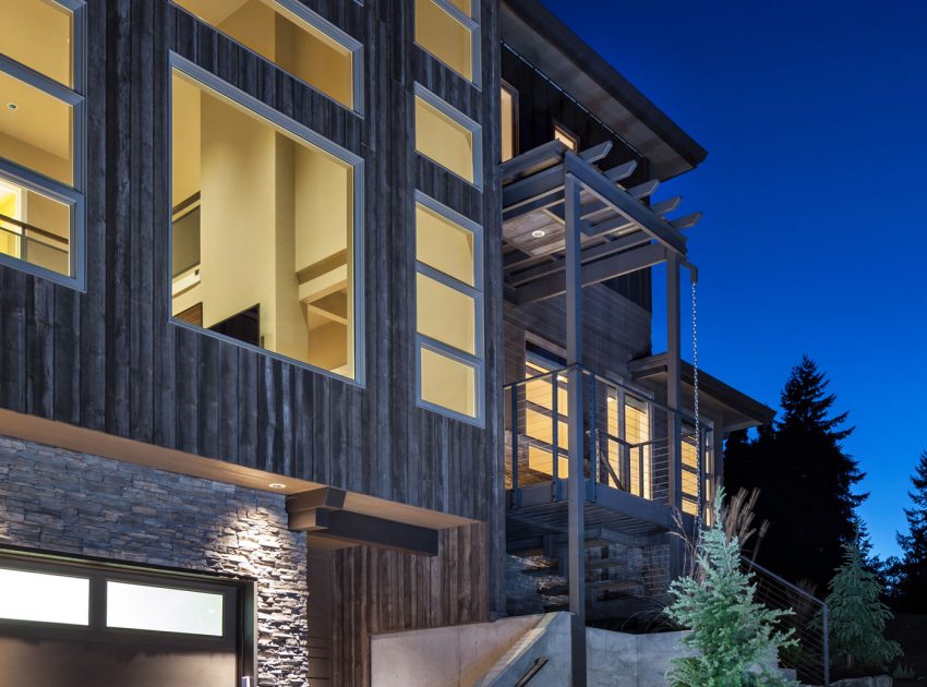 A Luxurious Contemporary House with Rich and Elegant Interior in Central Oregon by Jordan Iverson Signature Homes (45)