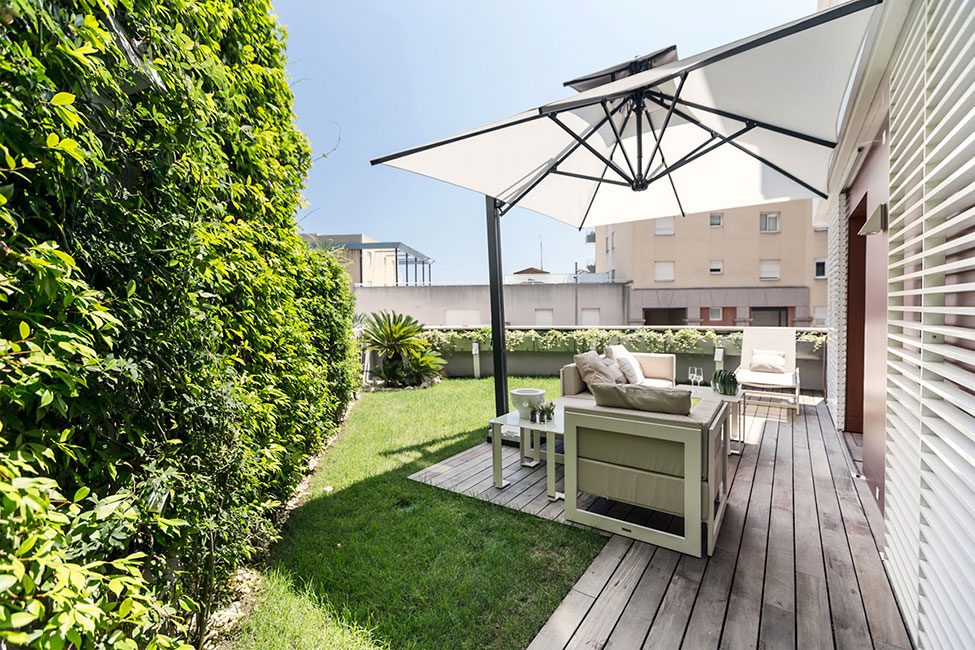 A Luxury Contemporary Apartment with Exquisite Interior and Pale Colors in Cap-d’Ail, France by NG Studio (19)