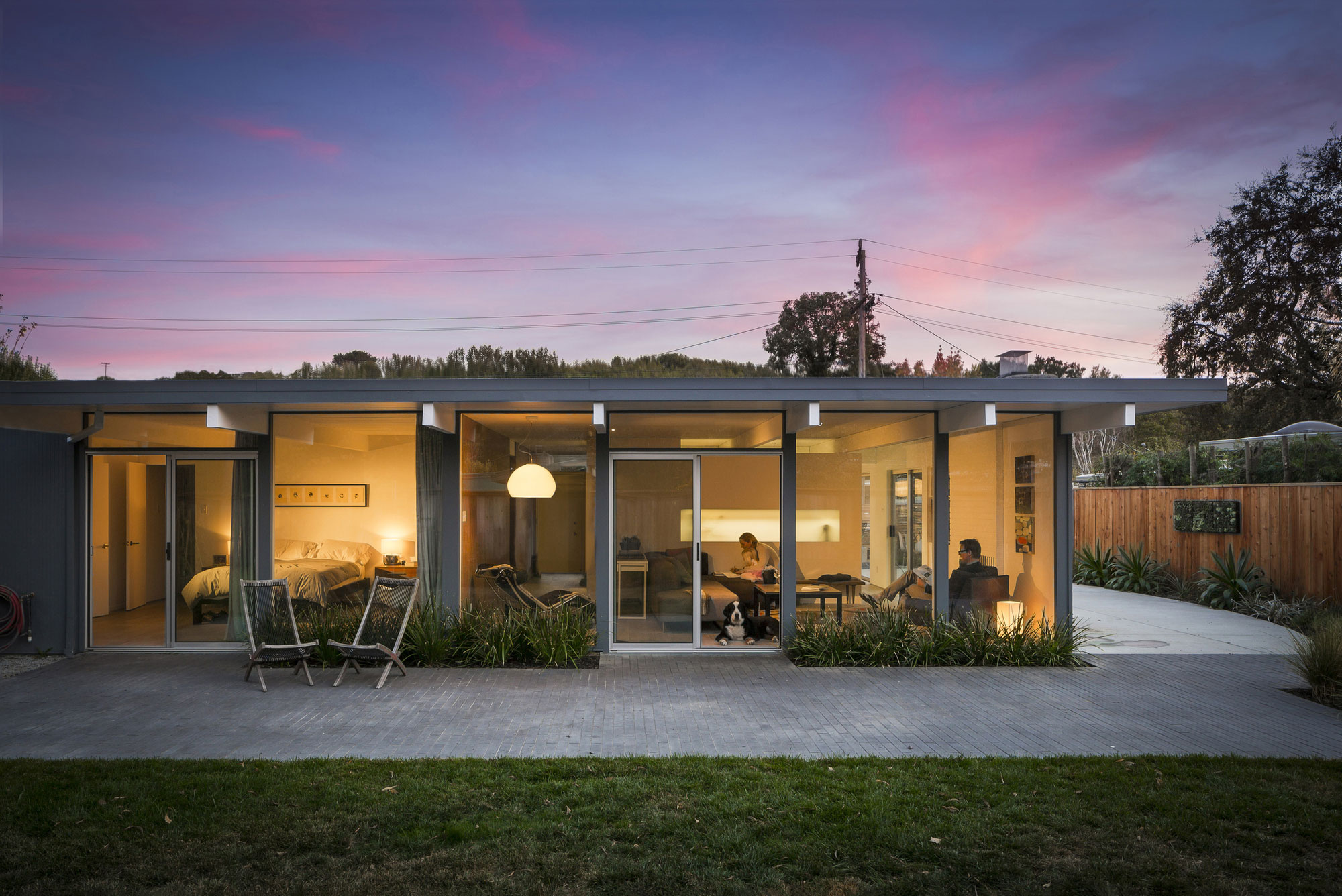 A Midcentury Eichler Home Turned Into a Functional Family House in San Rafael by building Lab (20)