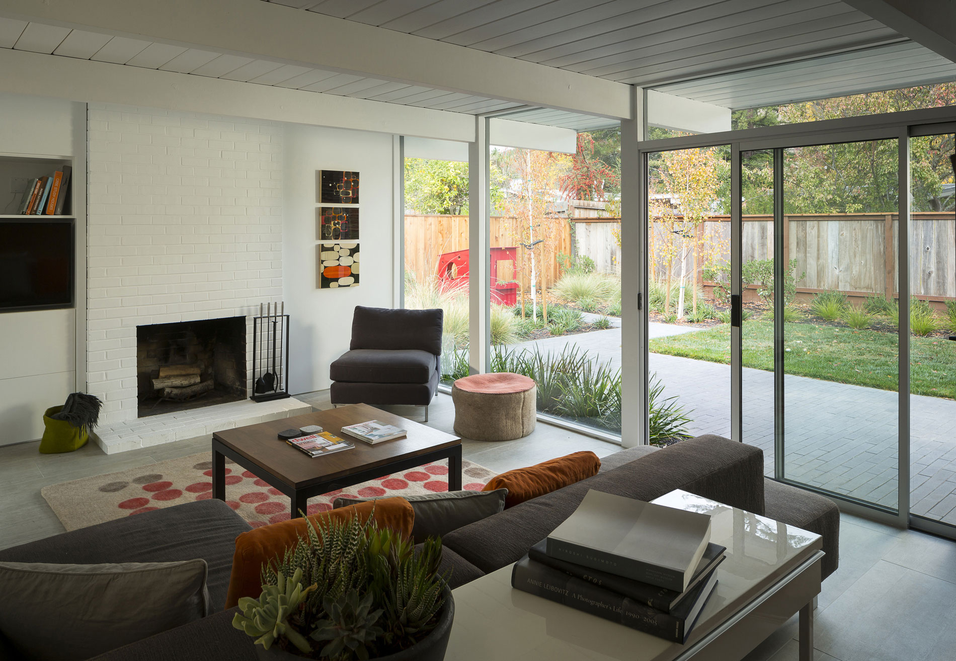 A Midcentury Eichler Home Turned Into a Functional Family House in San Rafael by building Lab (6)