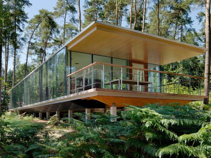 A Modern Forest House Built From Glass, Iron and Wood Structure in Ottignies, Belgium by Artau Architecture (3)