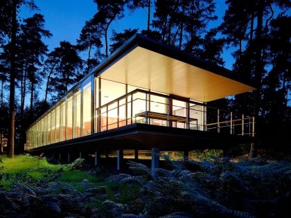 A Modern Forest House Built From Glass, Iron and Wood Structure in Ottignies, Belgium by Artau Architecture (8)