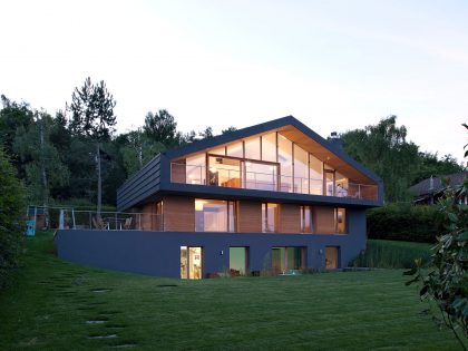 A Playful Contemporary Home Surrounded by Wildlife and Breathtaking Views in Genolier, Switzerland by LRS Architectes (12)