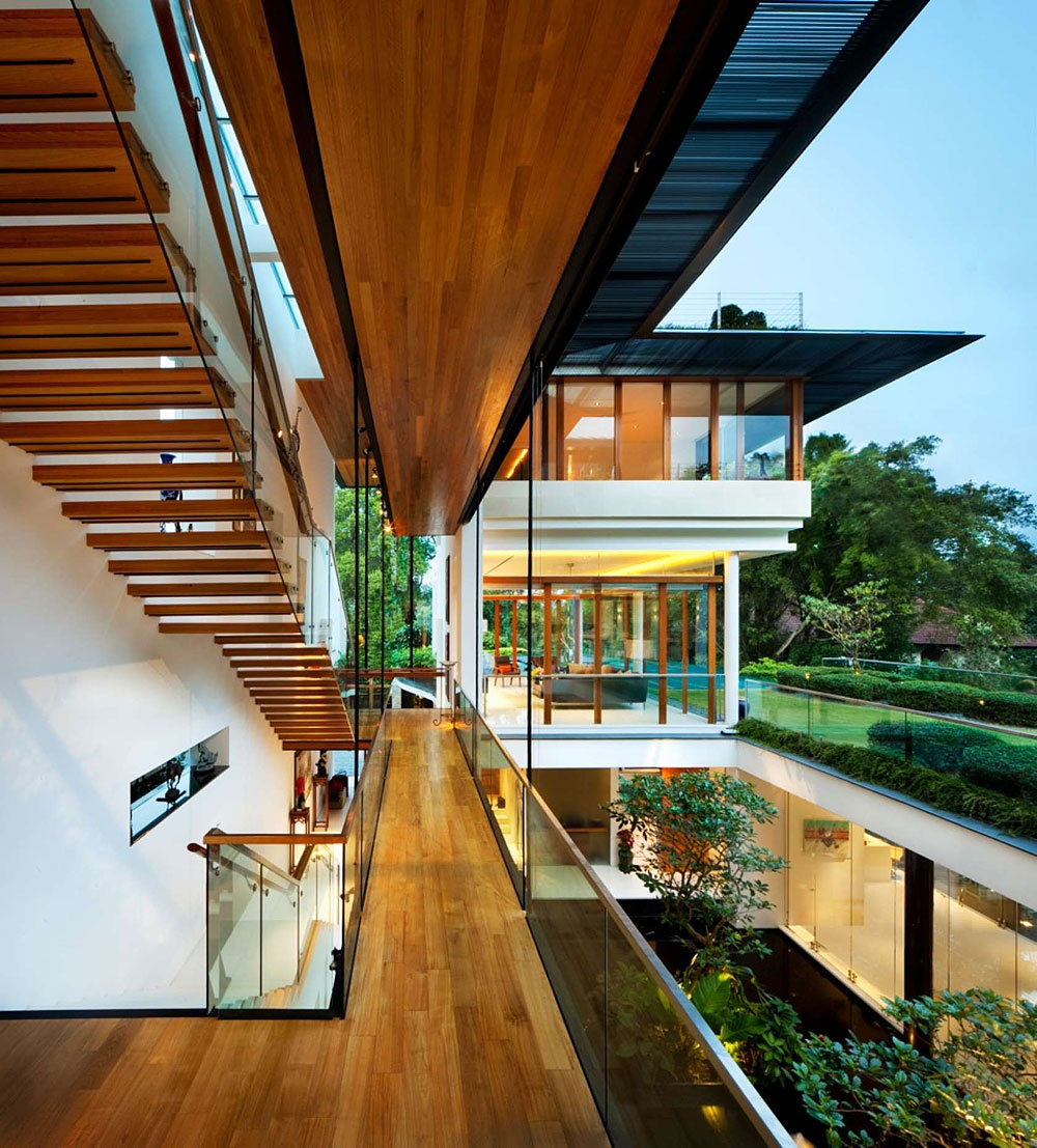 A Sensational Modern Tropical House Surrounded by Nature in Singapore by Guz Architects (12)