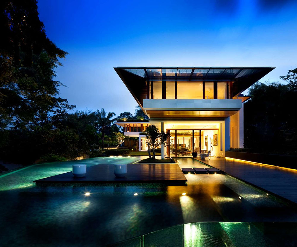 A Sensational Modern Tropical House Surrounded by Nature in Singapore by Guz Architects (14)