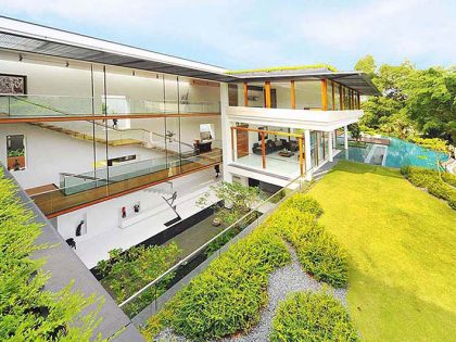 A Sensational Modern Tropical House Surrounded by Nature in Singapore by Guz Architects (2)