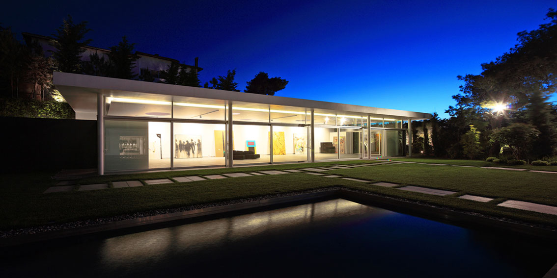 A Sleek and Sophisticated Modern Home with Elegant Perspective in Ekali, Greece by ISV Architects (11)