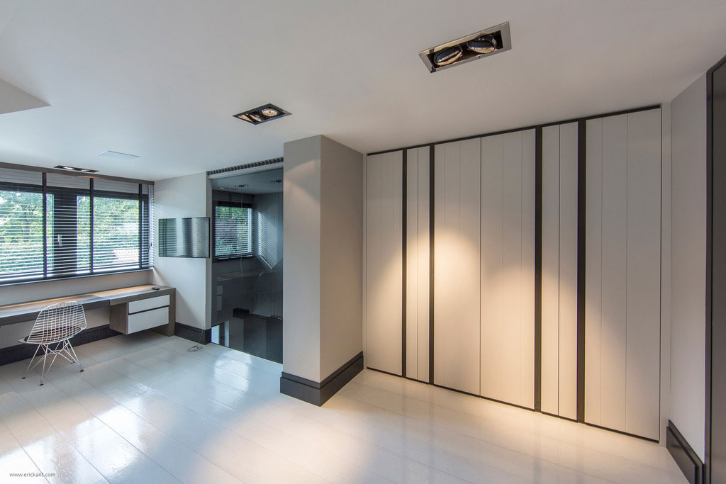 A Sleek and Stylish Home with Pieces of Art Character and Personality in Erp, The Netherlands by Centric Design Group (32)