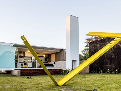 A Small Modern House From Glass, Concrete and Metal Structure in Campo Grande, Brazil