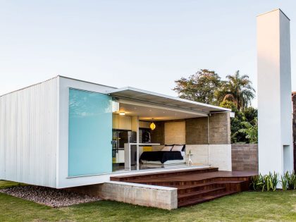 A Small Modern House From Glass, Concrete and Metal Structure in Campo Grande, Brazil by Alex Nogueira (2)