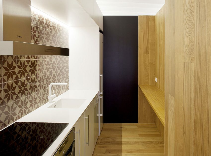 A Small Modern House with Sophisticated Industrial Style in Girona by Cubus (5)