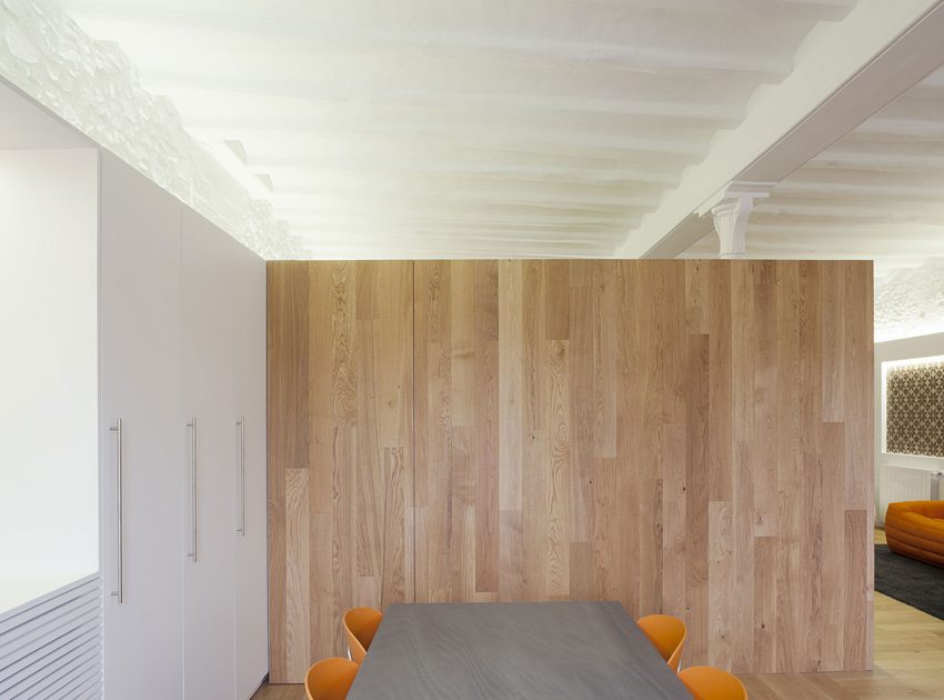 A Small Modern House with Sophisticated Industrial Style in Girona by Cubus (7)