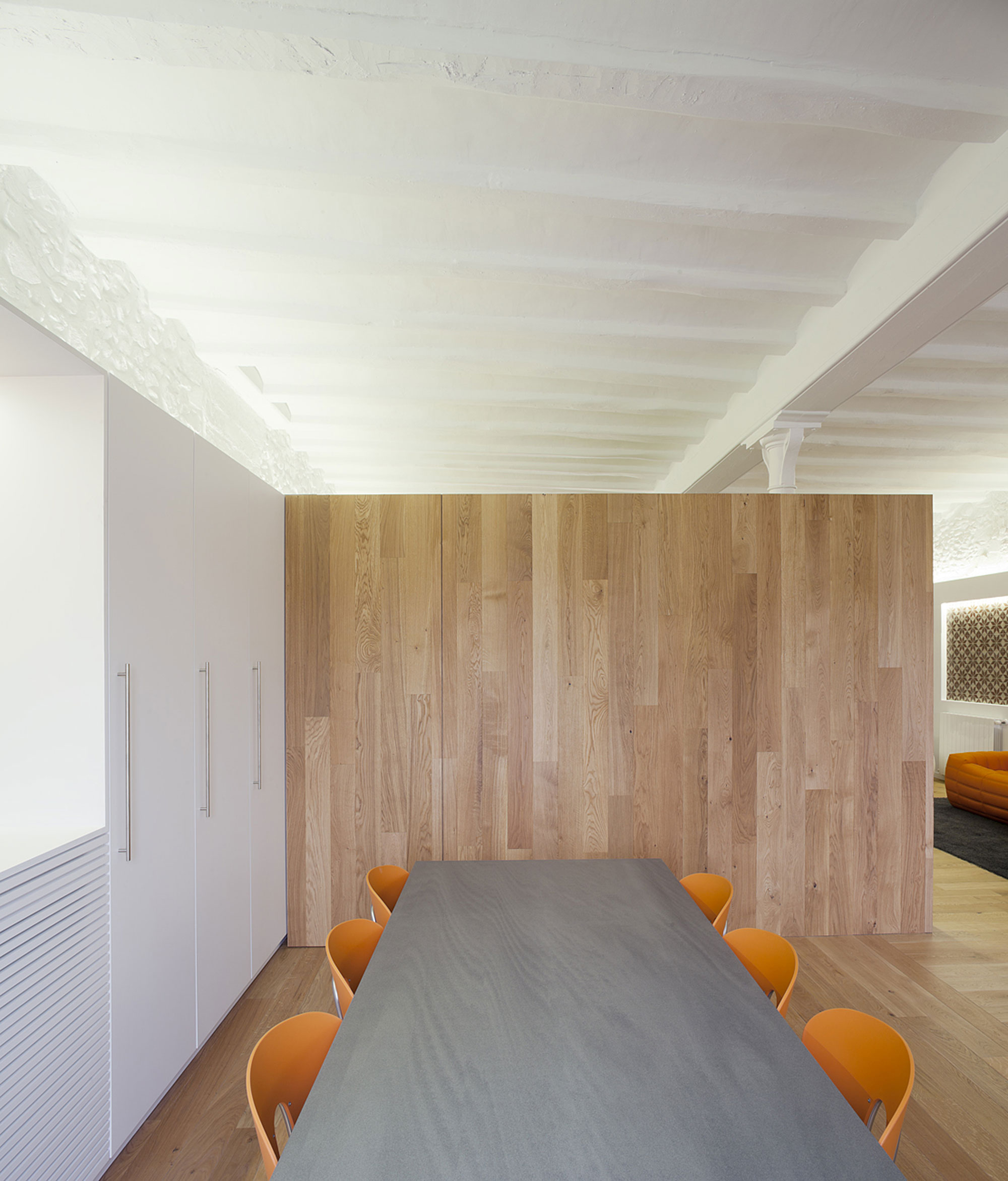 A Small Modern House with Sophisticated Industrial Style in Girona by Cubus (7)