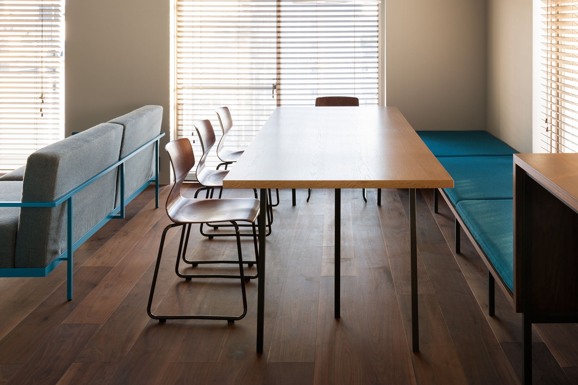 A Small Modern Industrial Apartment for Creative Couple in Saitama Prefecture, Japan by Keiji Ashizawa Design (4)