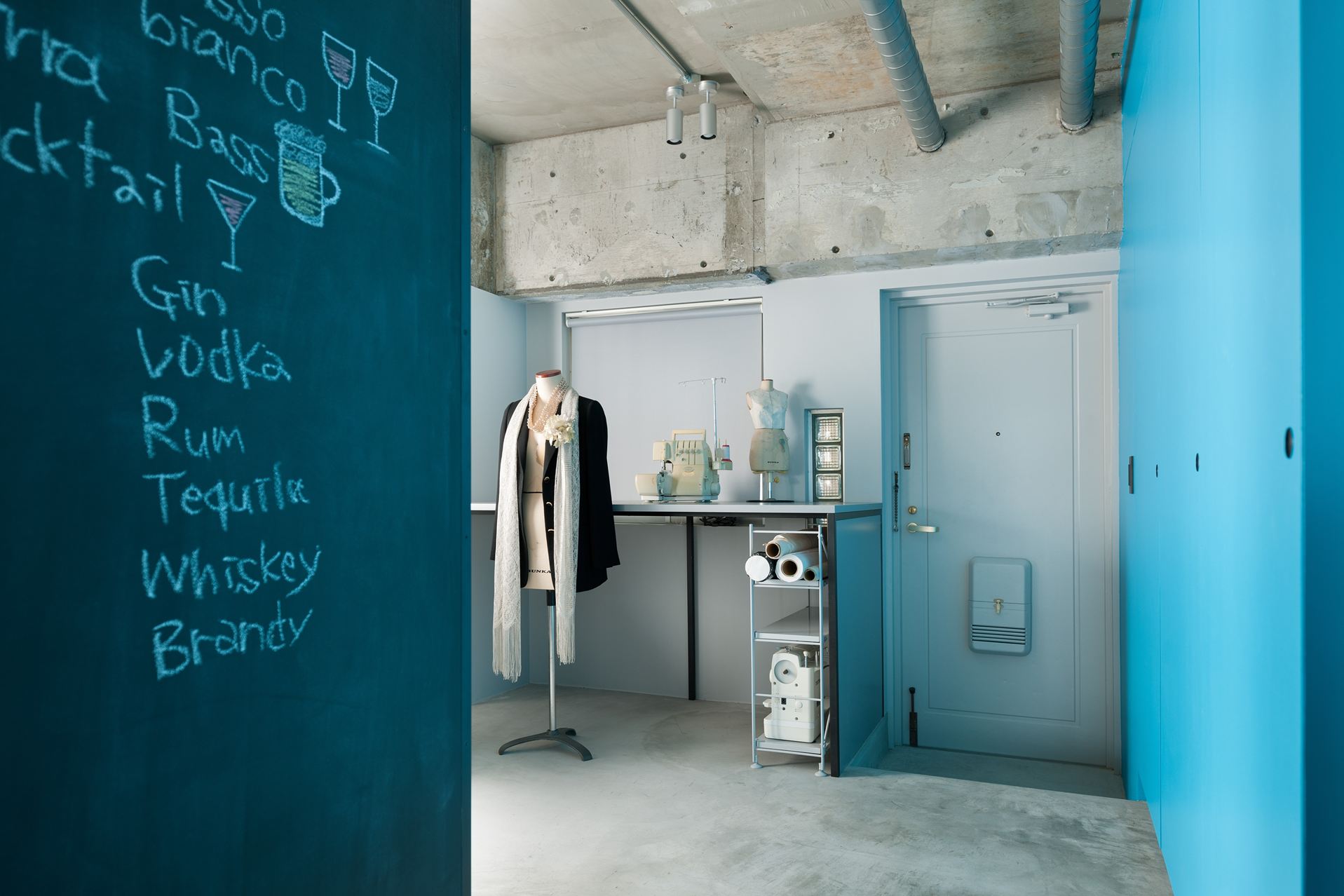 A Small Modern Industrial Apartment for Creative Couple in Saitama Prefecture, Japan by Keiji Ashizawa Design (6)