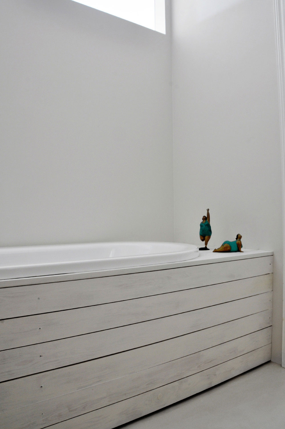 A Small and Chic Artsy Apartment Full of Charm and Personality in Moscow by Anna Herman (18)
