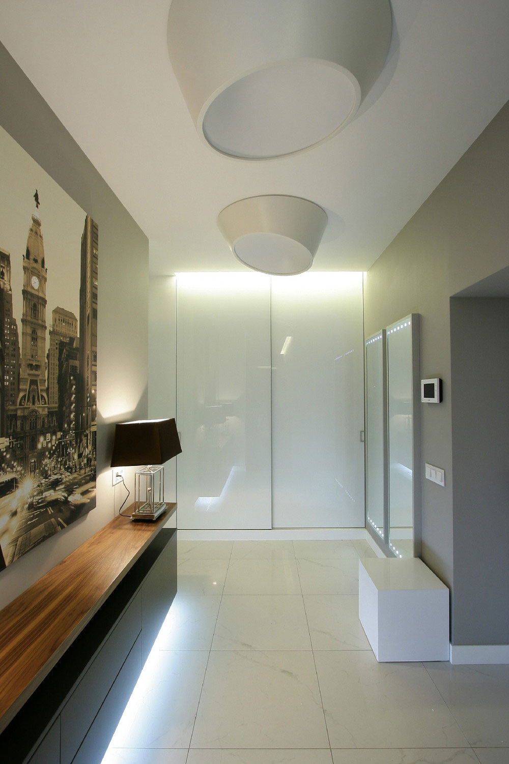 A Smart and Airy Contemporary Apartment with Comfortable Sense of Dynamics in Dnepropetrovsk by SVOYA Studio (16)
