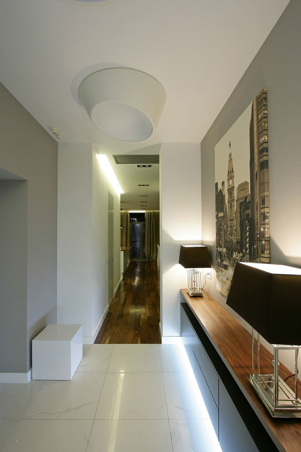 A Smart and Airy Contemporary Apartment with Comfortable Sense of Dynamics in Dnepropetrovsk by SVOYA Studio (4)