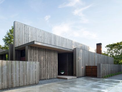 A Smart and Stylish Family Home with Series of Parallel Walls in Amagansett by Bates Masi Architects (1)