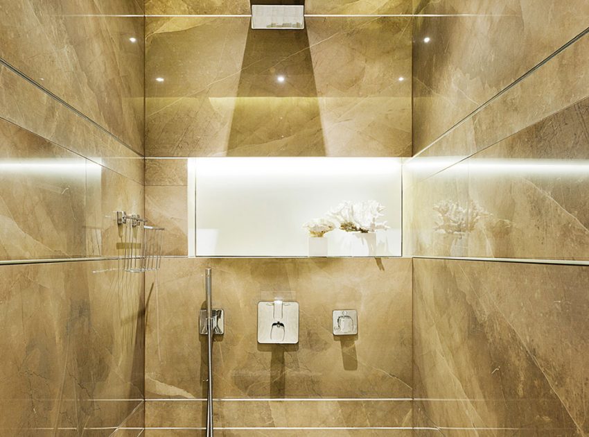 A Sophisticated Art Deco Home with Elegant Rich Wood and Golden Accents in St. Petersburg by NG Studio (19)