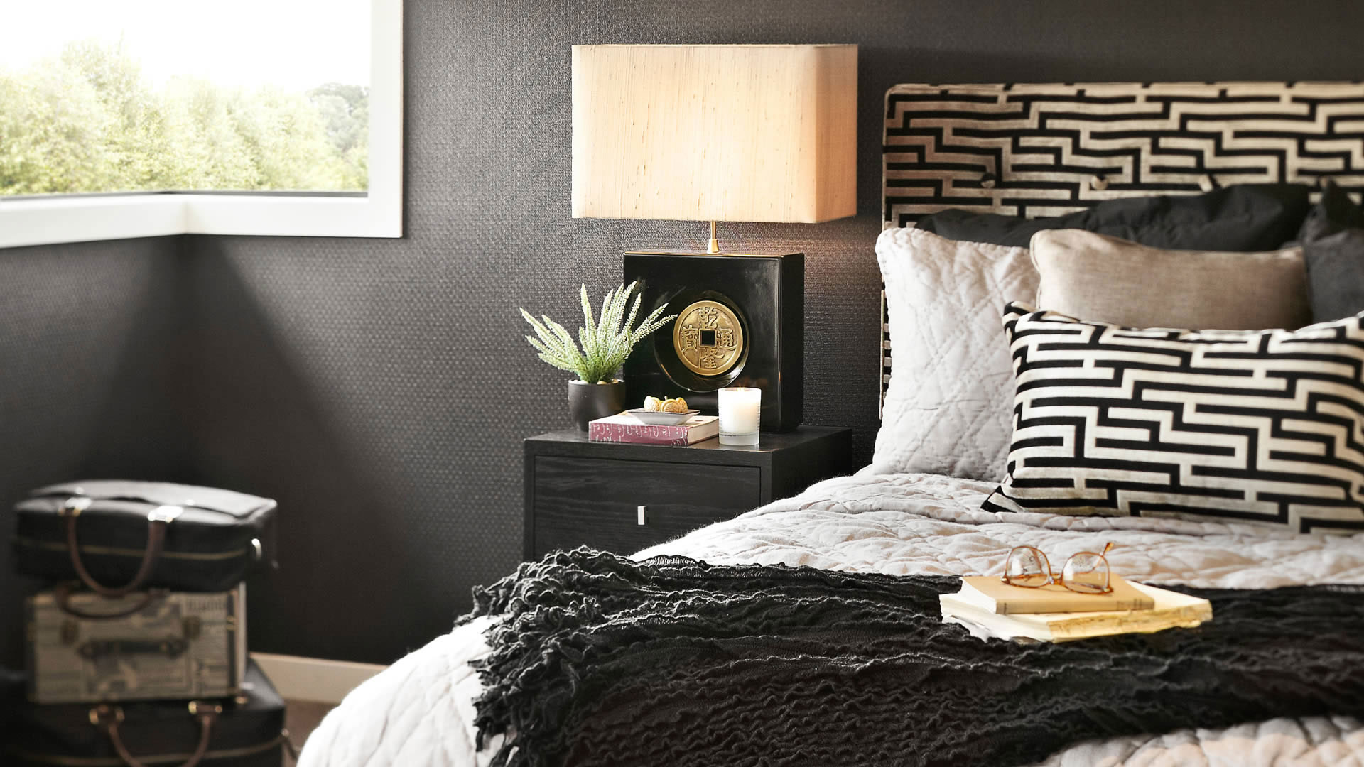 A Sophisticated Contemporary Home with Fresh and Stylish Interiors in Melbourne by Carlisle Homes (17)