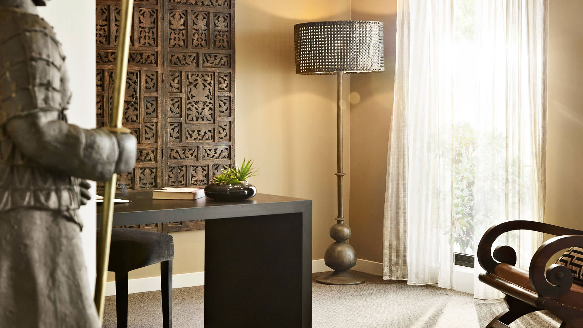 A Sophisticated Contemporary Home with Fresh and Stylish Interiors in Melbourne by Carlisle Homes (34)