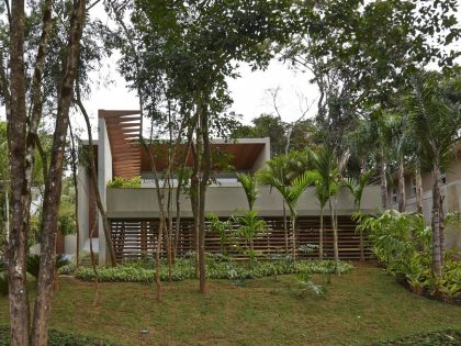 A Sophisticated Contemporary Home with Stunning Views in Nova Lima