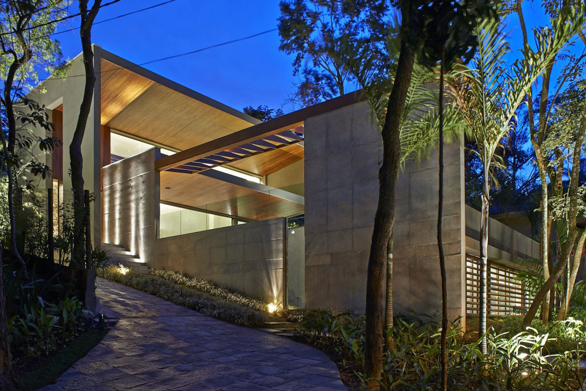 A Sophisticated Contemporary Home with Stunning Views in Nova Lima by Anastasia Arquitetos (21)