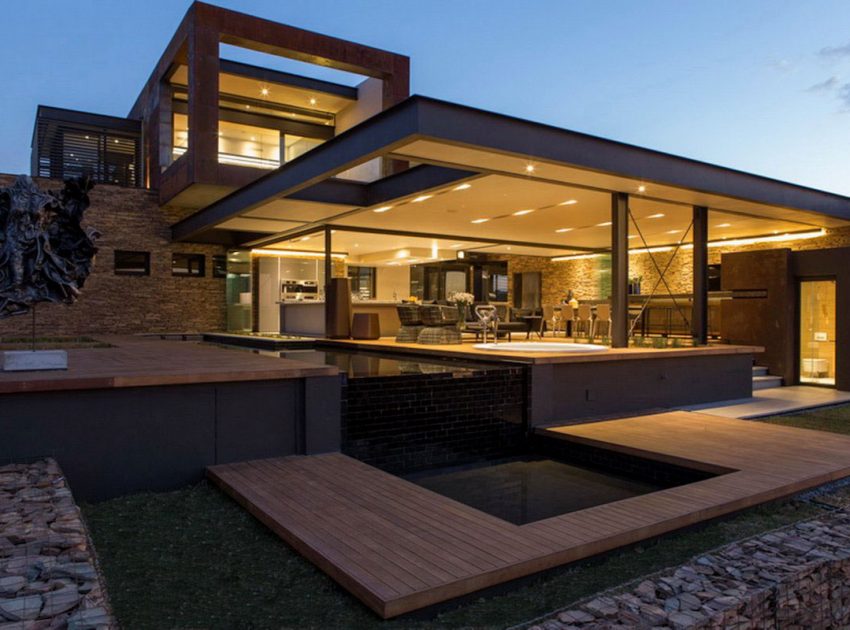 A Sophisticated and Warm Home with Unique and Stunning Views in Pretoria, South Africa by Nico van der Meulen Architects (16)