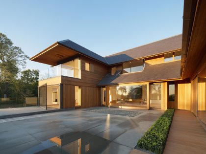 A Spacious Contemporary Home with Airy Interior and Vast Gardens in London
