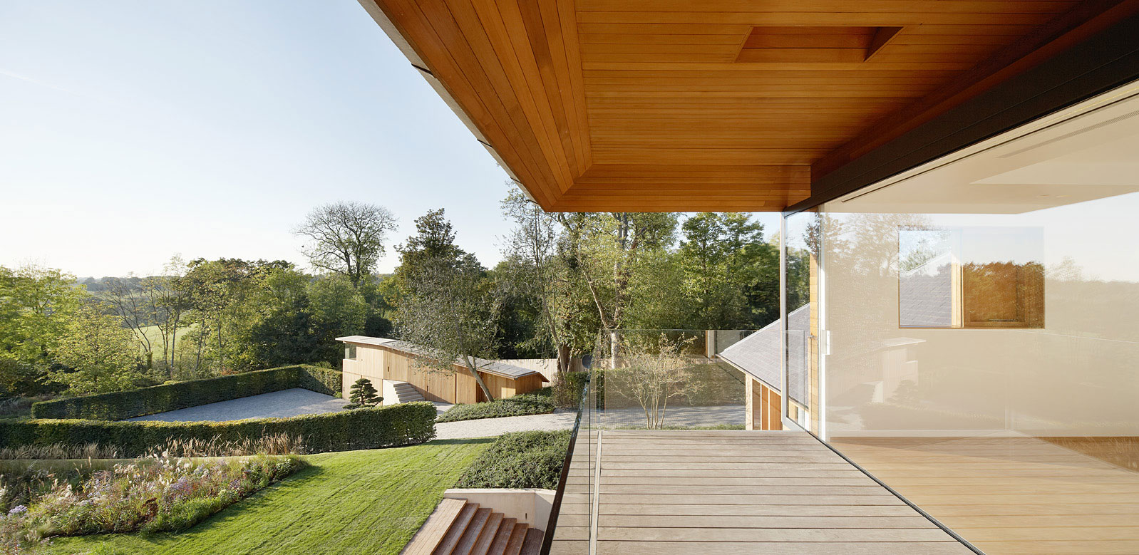 A Spacious Contemporary Home with Airy Interior and Vast Gardens in London by Hufton + Crow (11)
