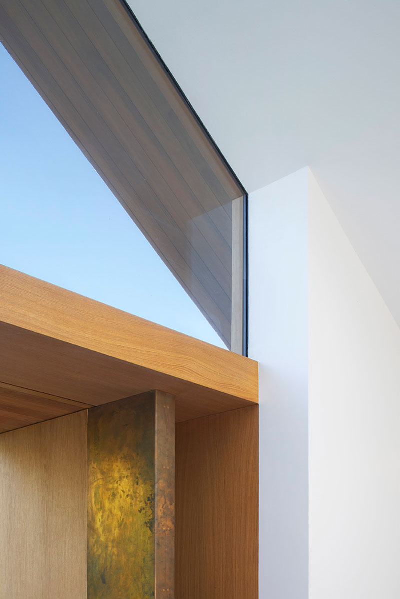 A Spacious Contemporary Home with Airy Interior and Vast Gardens in London by Hufton + Crow (12)