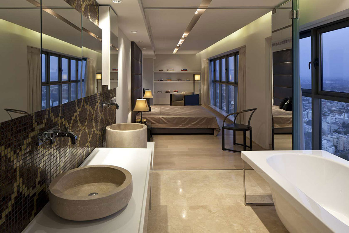 A Spacious Duplex Penthouse with Pool and Contemporary Elegance in Netanya by Domb Architects (14)