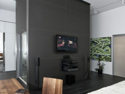 A Spacious House with Wood Elements and White Walls on the Edge of the Forest in Dnipropetrovsk by ArhObraz (9)