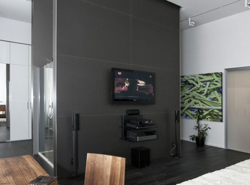 A Spacious House with Wood Elements and White Walls on the Edge of the Forest in Dnipropetrovsk by ArhObraz (9)