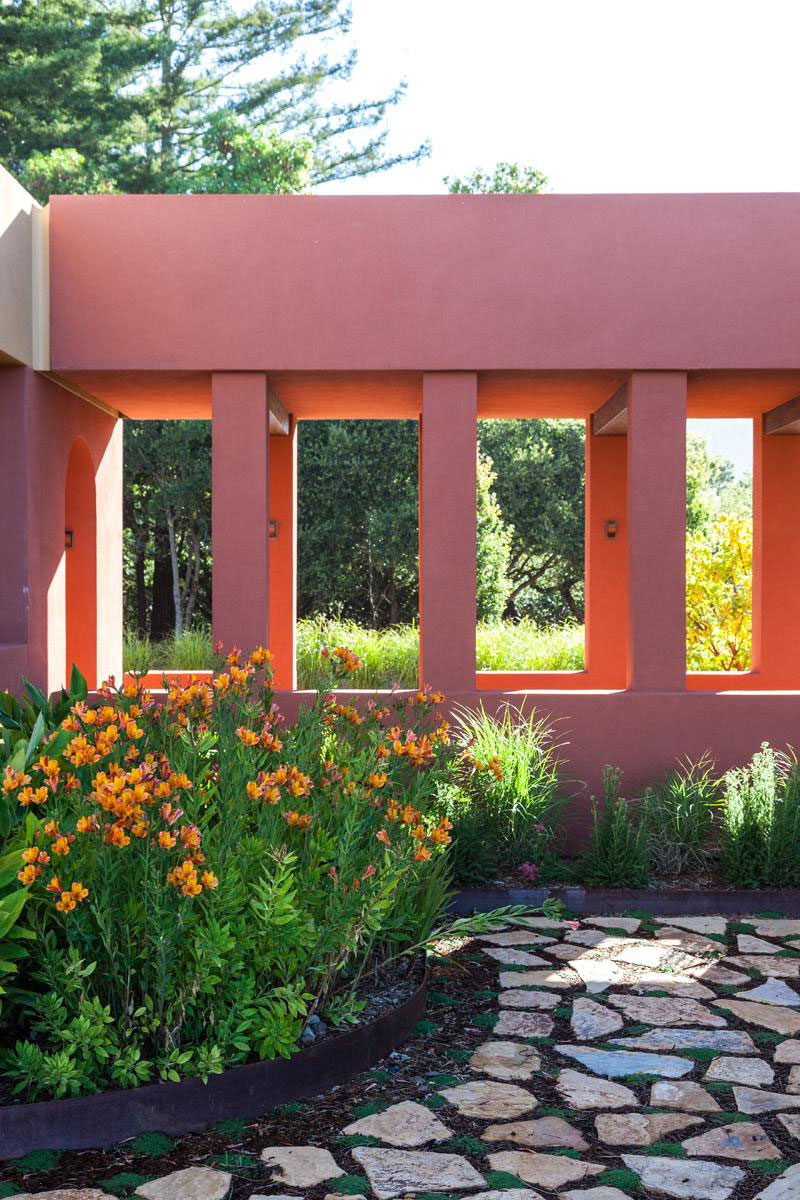 A Spacious Modern Country House with Spectacular Views in Monterrey Bay by AA Studio (21)