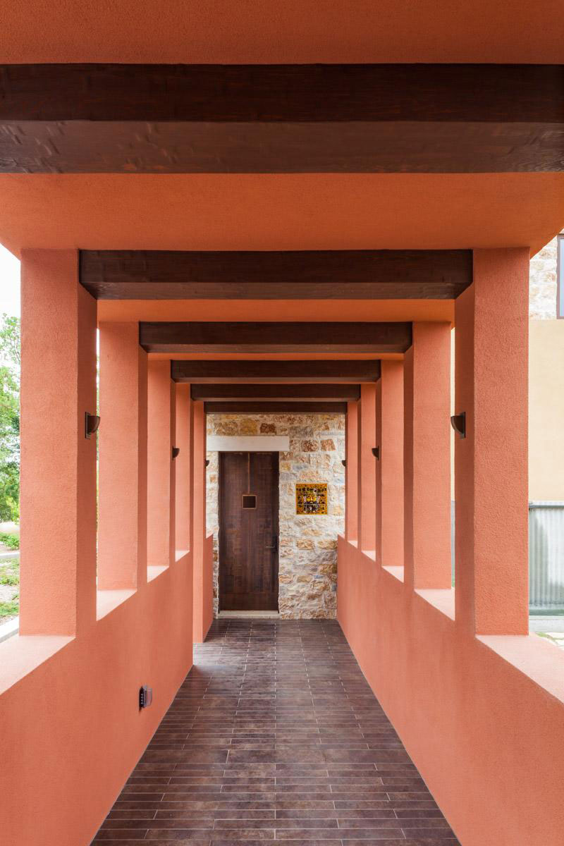 A Spacious Modern Country House with Spectacular Views in Monterrey Bay by AA Studio (23)