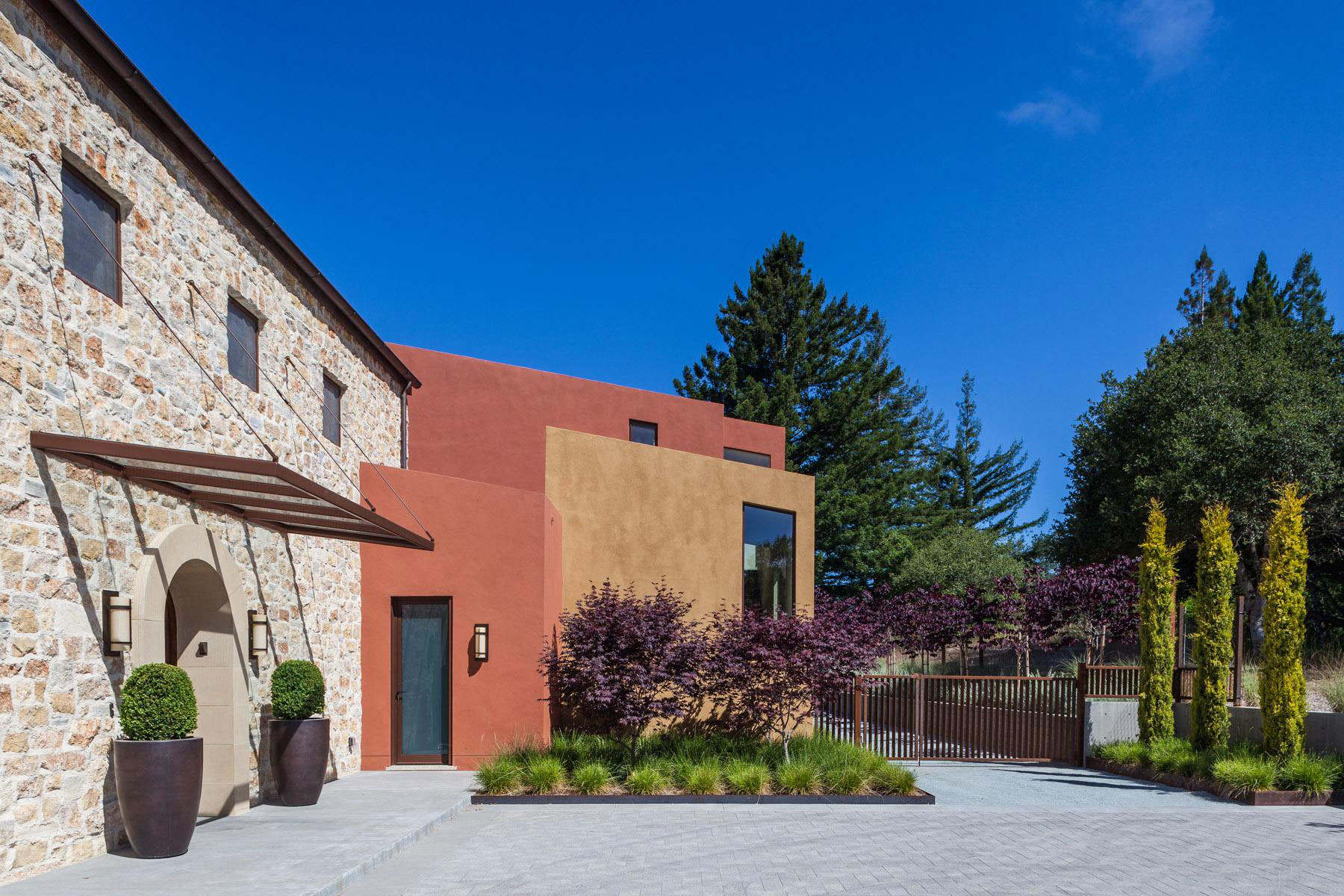 A Spacious Modern Country House with Spectacular Views in Monterrey Bay by AA Studio (25)