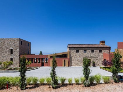 A Spacious Modern Country House with Spectacular Views in Monterrey Bay by AA Studio (6)