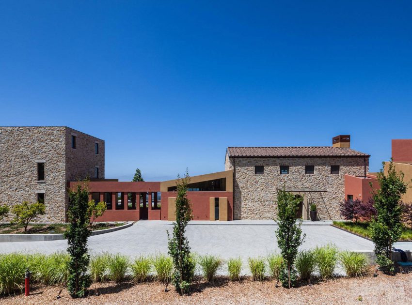 A Spacious Modern Country House with Spectacular Views in Monterrey Bay by AA Studio (6)