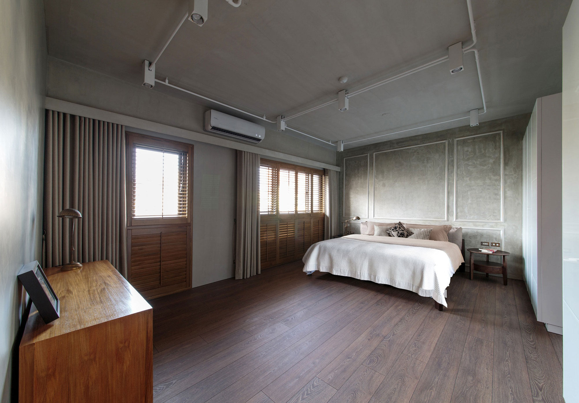 A Spacious Modern Penthouse Apartment for a Young Family in Taiwan by PMK+designers (12)