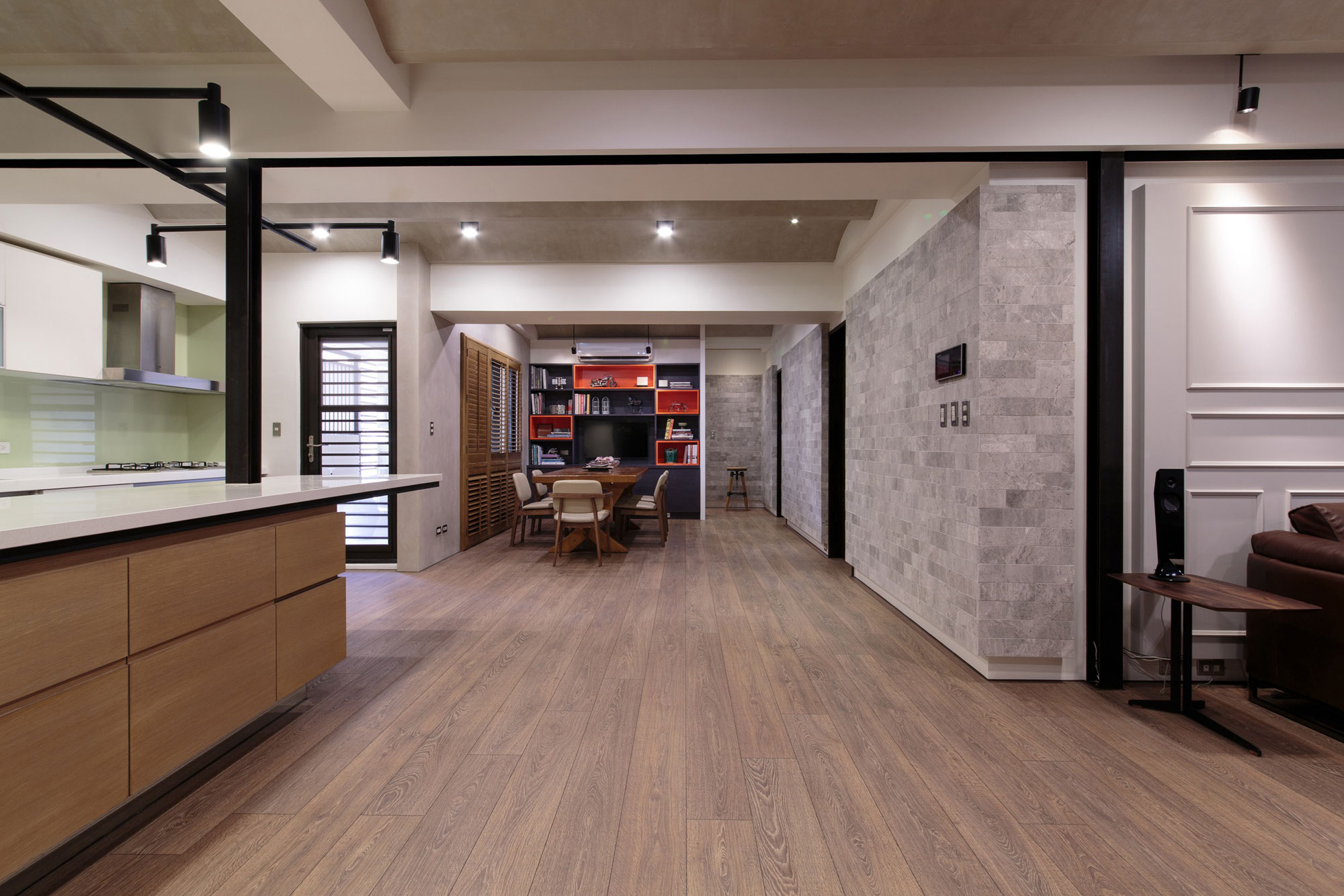 A Spacious Modern Penthouse Apartment for a Young Family in Taiwan by PMK+designers (8)