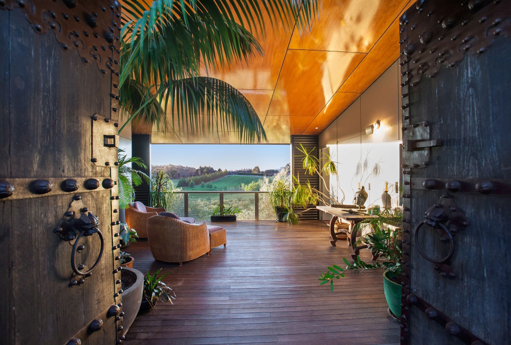 A Spacious Waterfront Home with Bold and Vibrant Interiors in Kerikeri by Richard Naish (17)