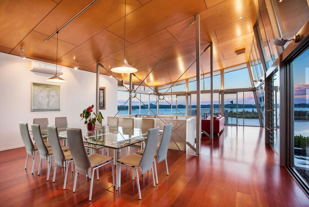 A Spacious Waterfront Home with Bold and Vibrant Interiors in Kerikeri by Richard Naish (29)