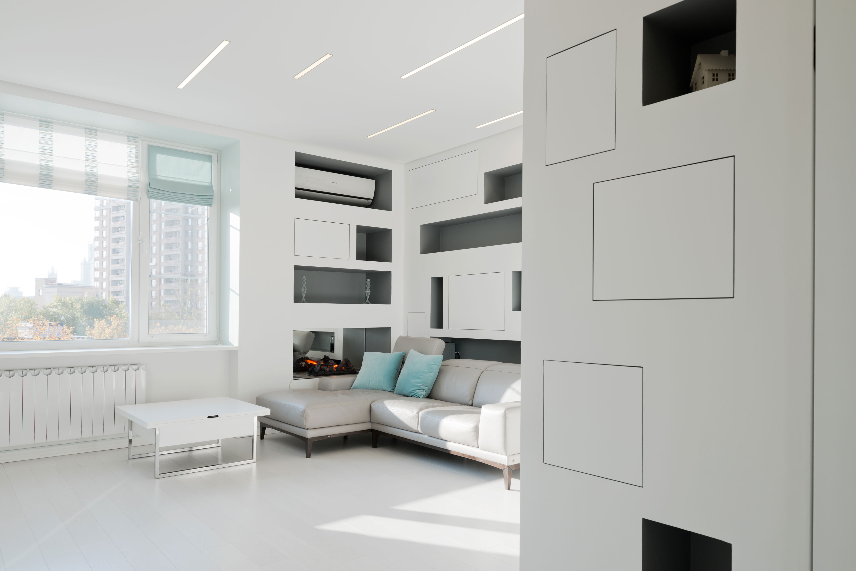 A Spacious and Bright Apartment with Clean and White Interiors in Moscow by Shamsudin Kerimov (2)